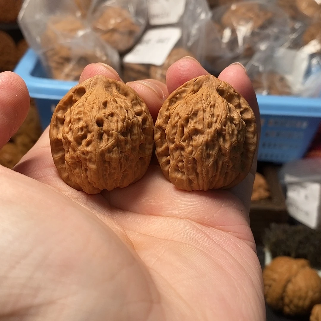 1文玩核桃黄崖关32-480