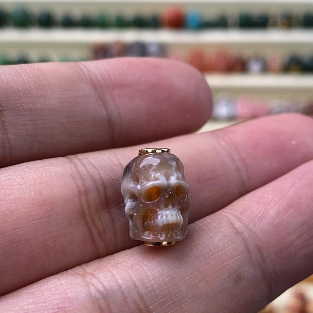 玛瑙/玉髓18K金镶嵌颈饰