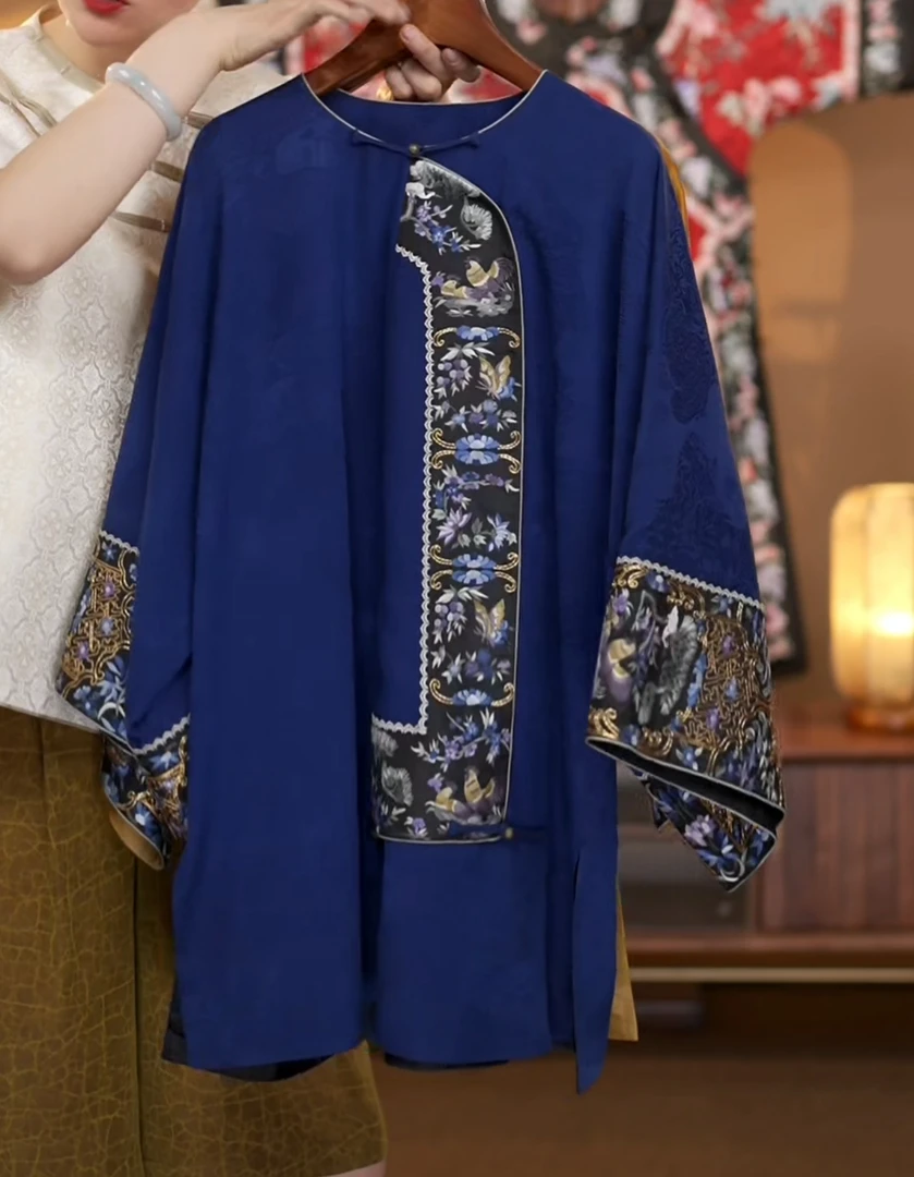 寨优袡【蝶恋花】复古香云纱重缎提花一片式高工盘金手绣姐姐服上衣