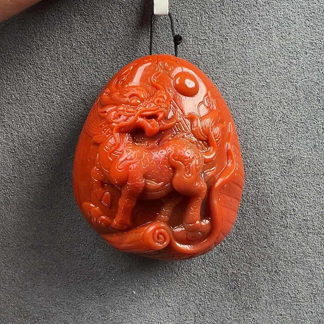 南红玛瑙吊坠未镶嵌