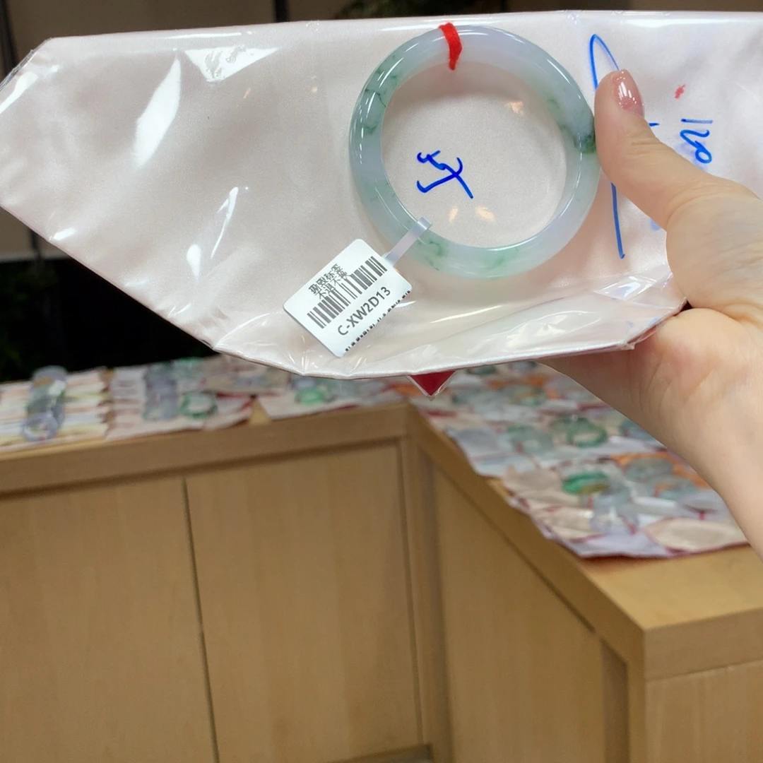 未镶嵌手镯翡翠小**向不退不换