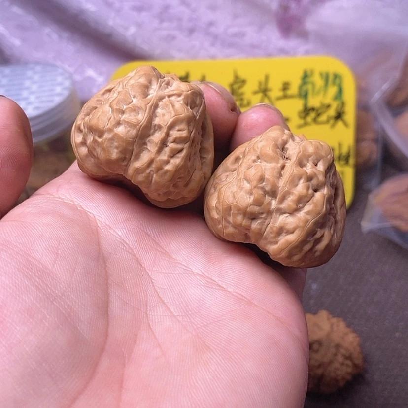 【闪购商品】吊坠文玩核桃八***饼39.5蛤蟆头