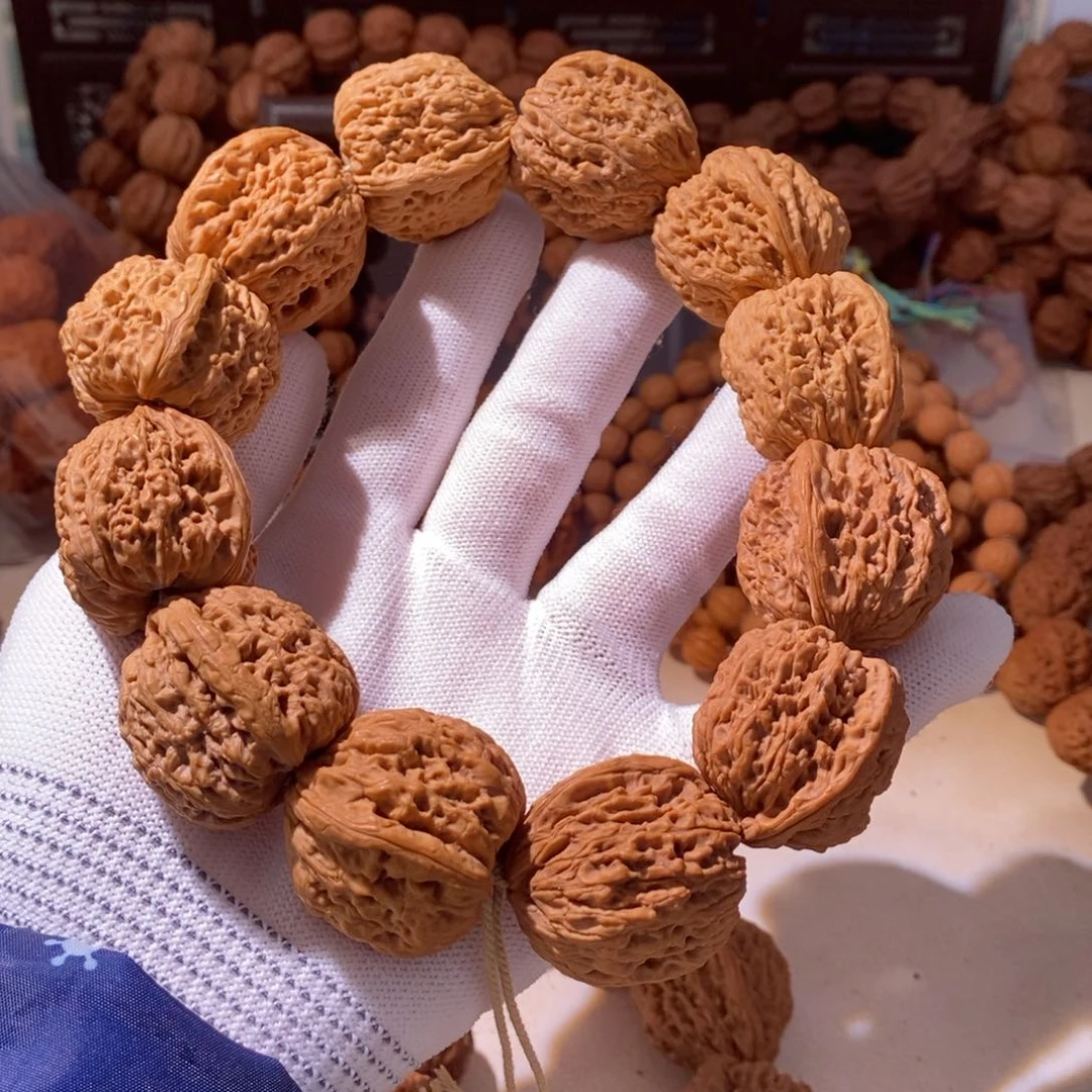 手串文玩核桃满**当…………