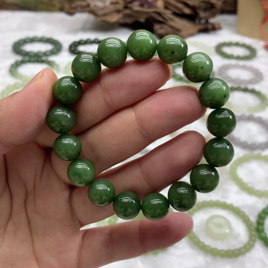 和田玉未镶嵌手串（猕猴桃碧玉11.8）