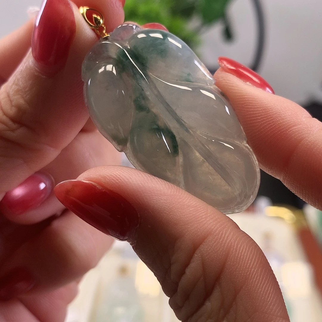 翡翠18K金镶嵌颈饰天然翡翠A货叶子