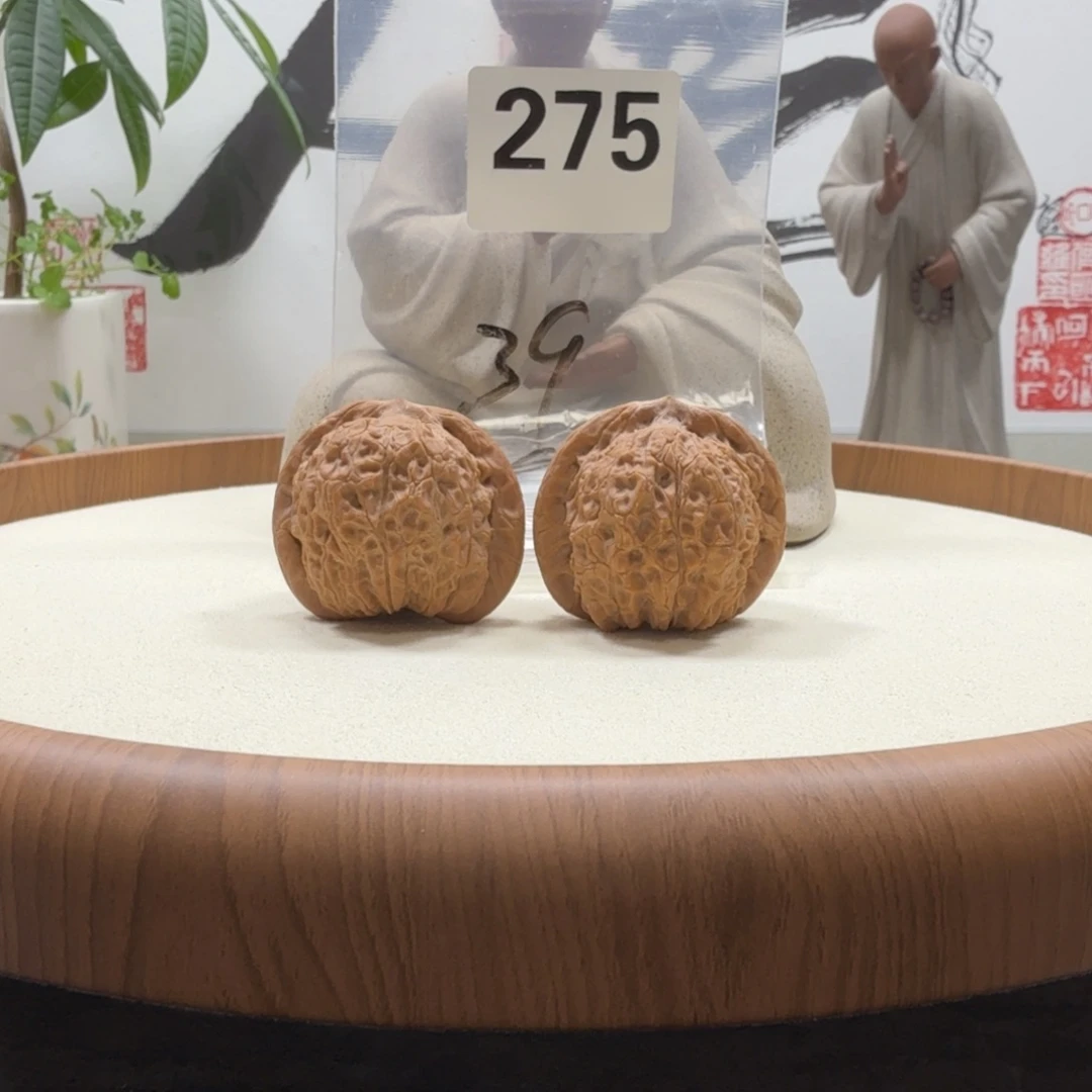 文玩核桃把件血麒麟