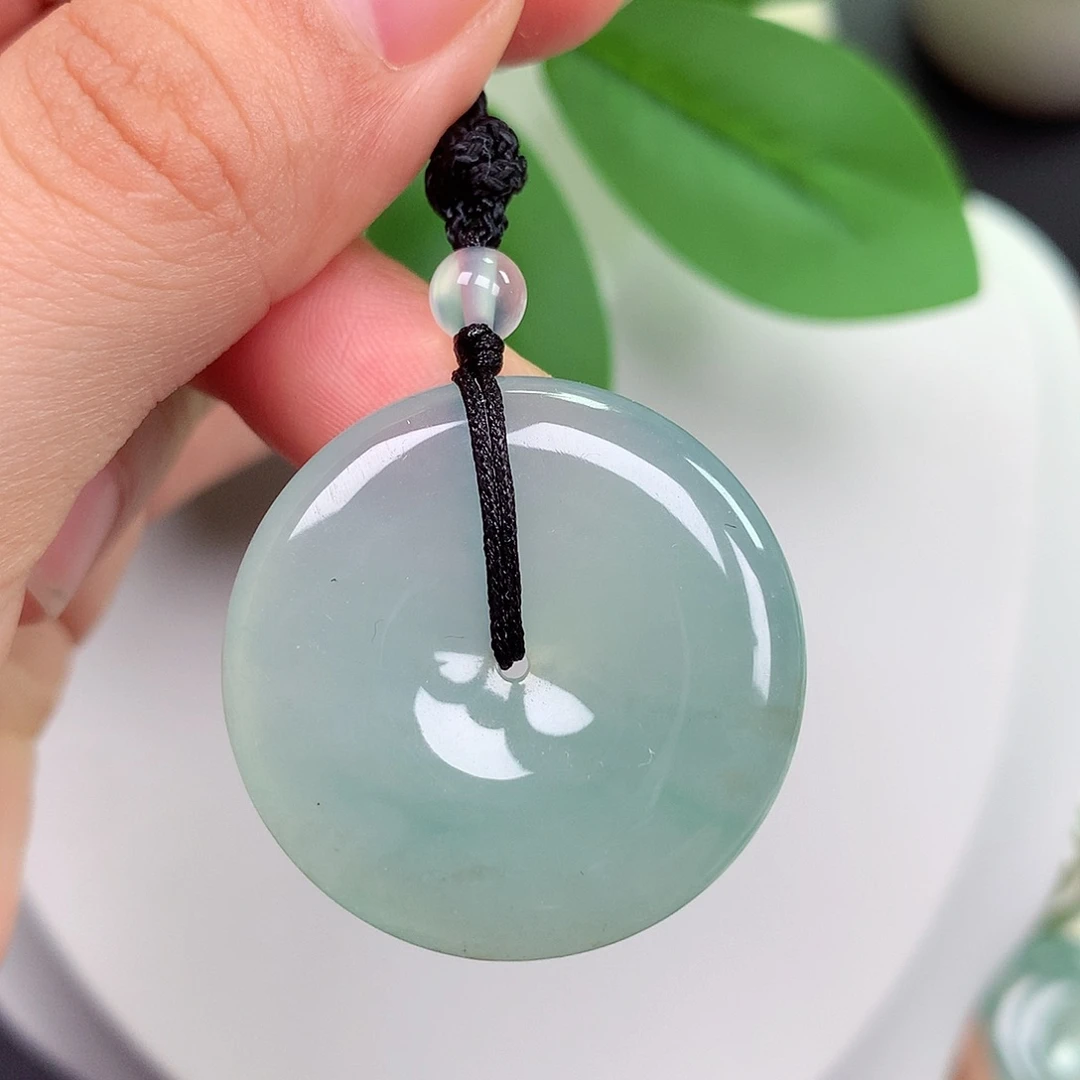 颈饰未镶嵌翡翠平安扣 30.3x5.5mm