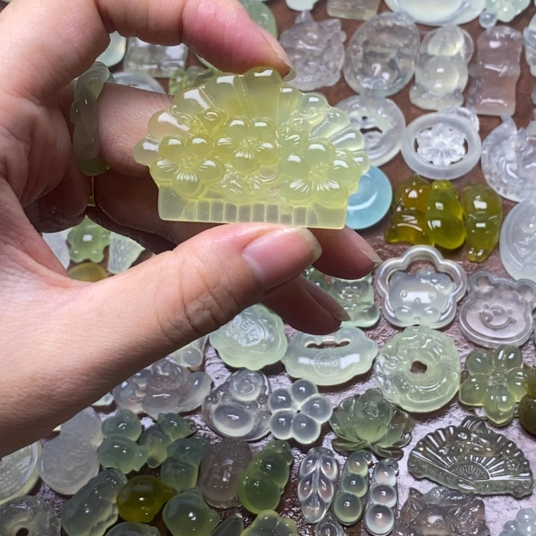 蛇纹石玉合金项链