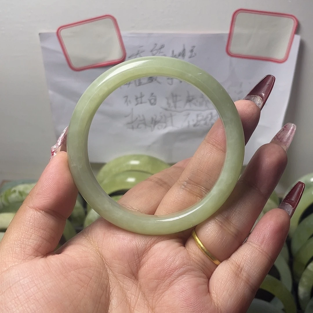 时****合金蛇纹石玉手镯