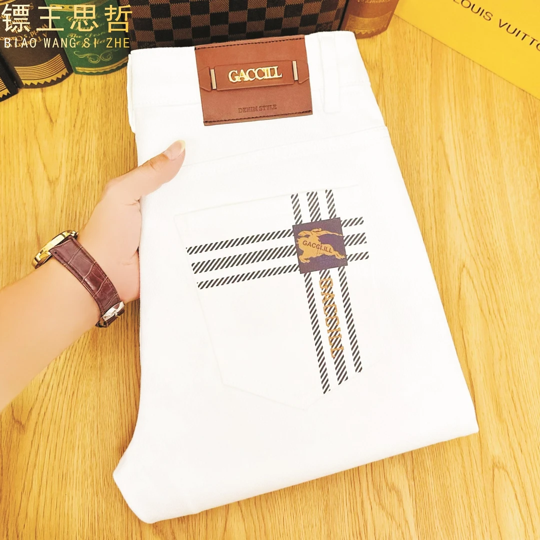 新款白色休闲牛仔裤爆款高端潮牌弹力修身小脚裤子牛仔男款百搭