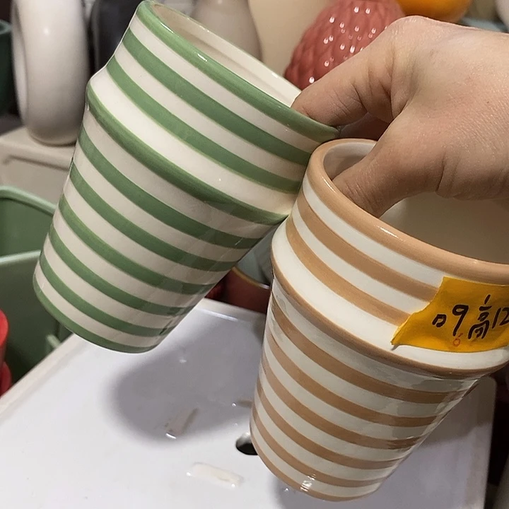 陶盆有孔 瑕疵针孔漏釉介意勿拍外高 12外口8