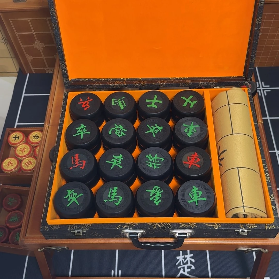 木70大号紫光檀象棋金纹手提礼盒装