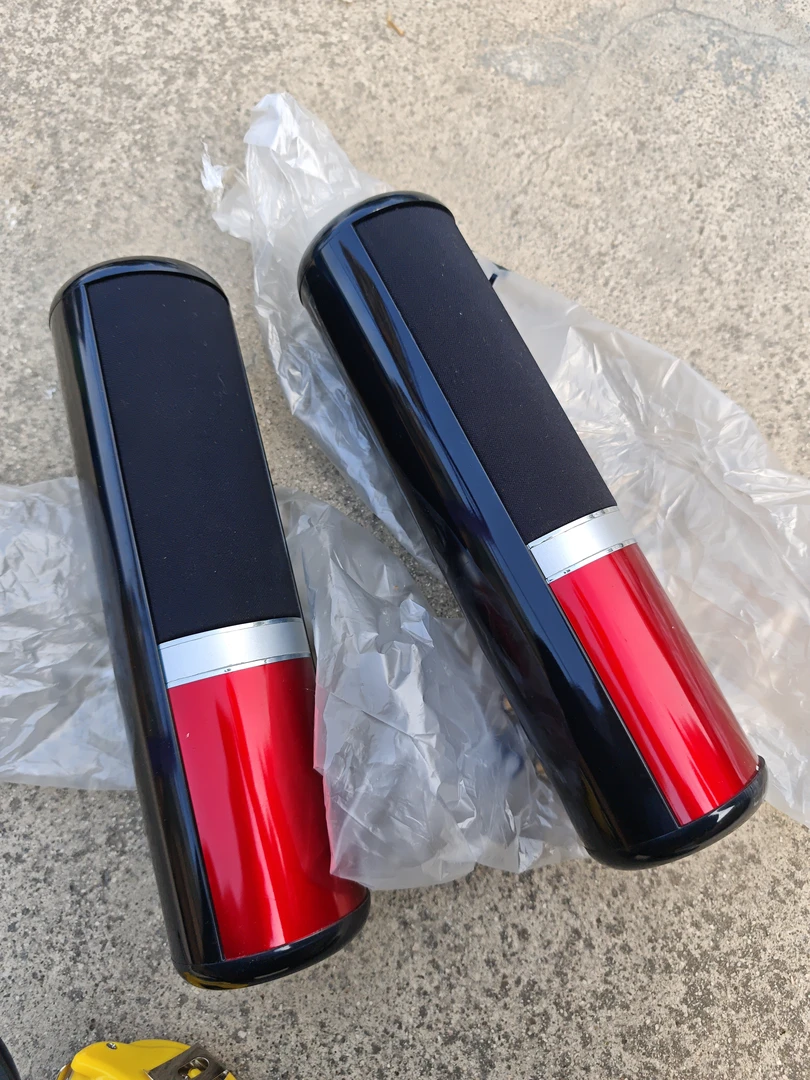 9新  处理音柱两个的价格不包邮。运费给快递。