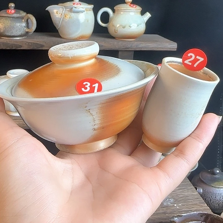小***哥纯手拉坯手工柴烧