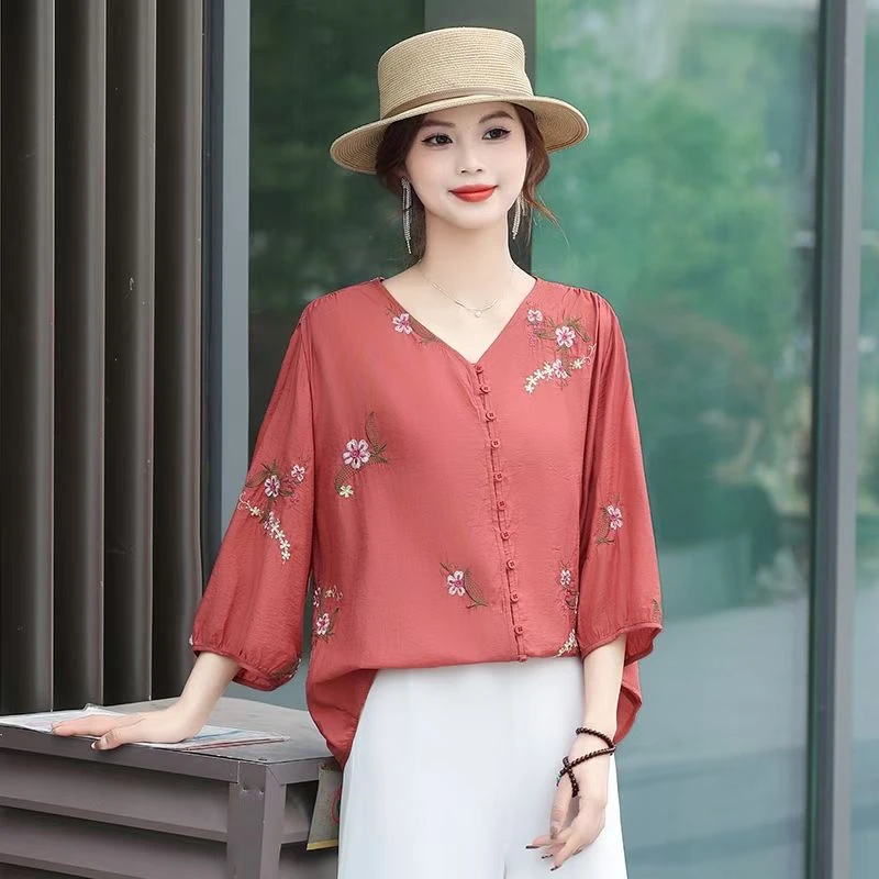 夏季民族风刺绣七分袖V领薄款衬衫上衣大码气质遮肚宽松显瘦女装