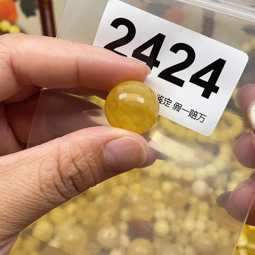 琥珀未镶嵌珠宝奇石18.1