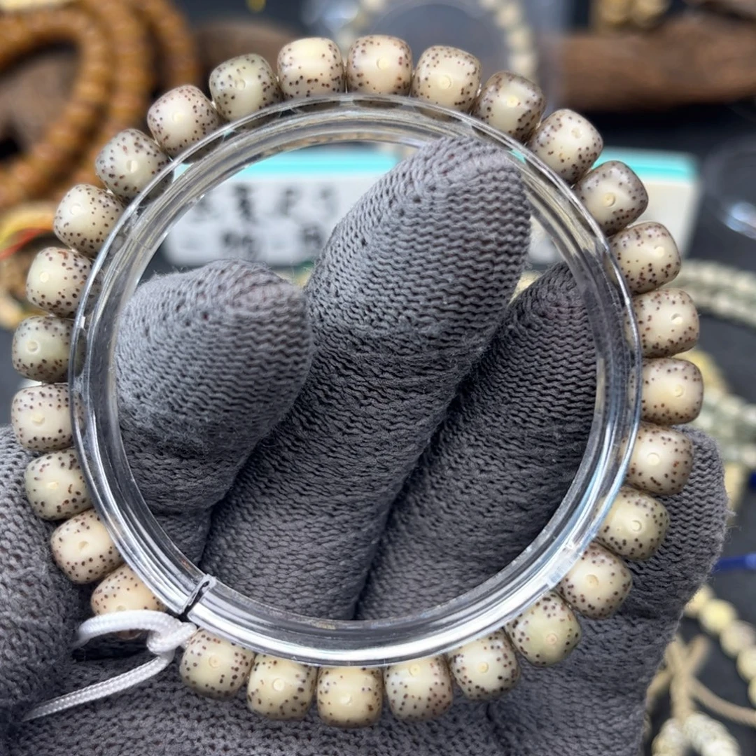 手串星月菩提8✖️7大眼睛 润透 细星 单圈