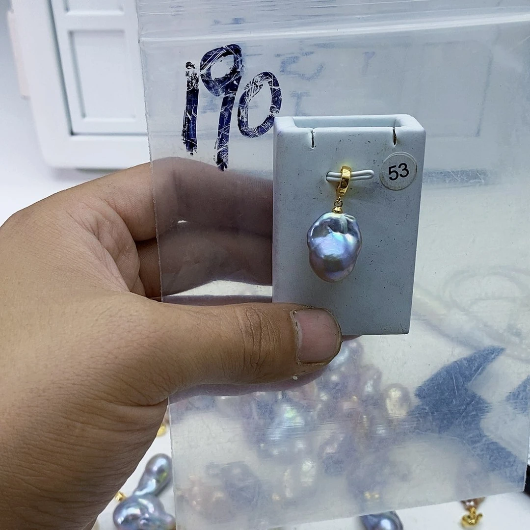 淡水珍珠合金颈饰