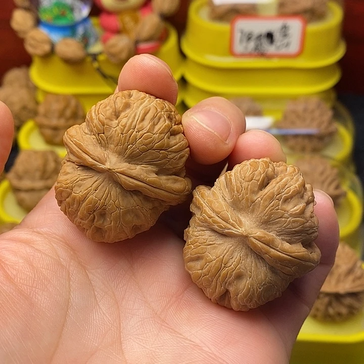 元宝文玩核桃山地果