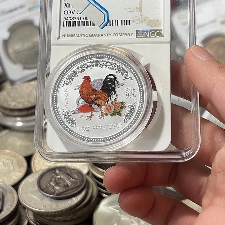 薛***猫纯银澳大利亚生肖鸡彩银币