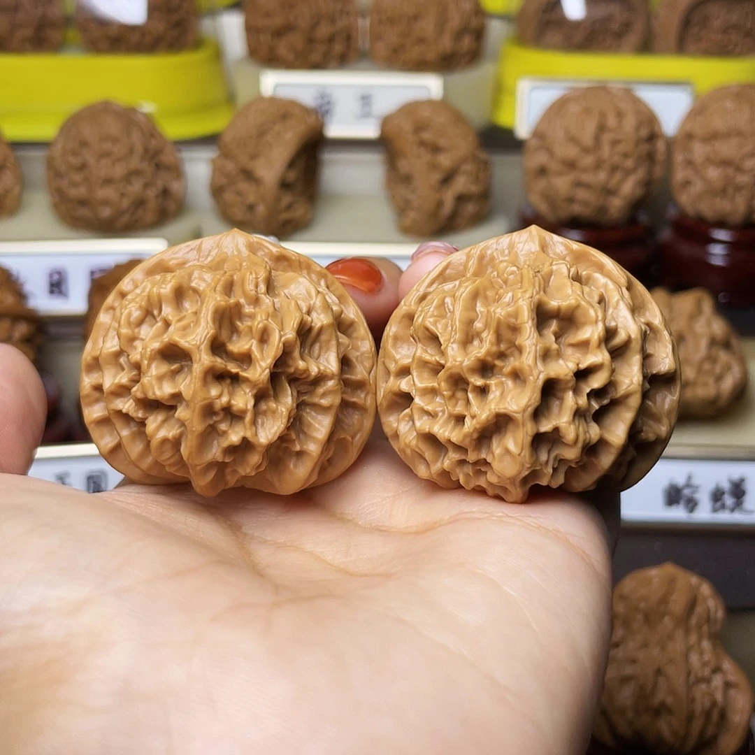 把件文玩核桃帝王41左右