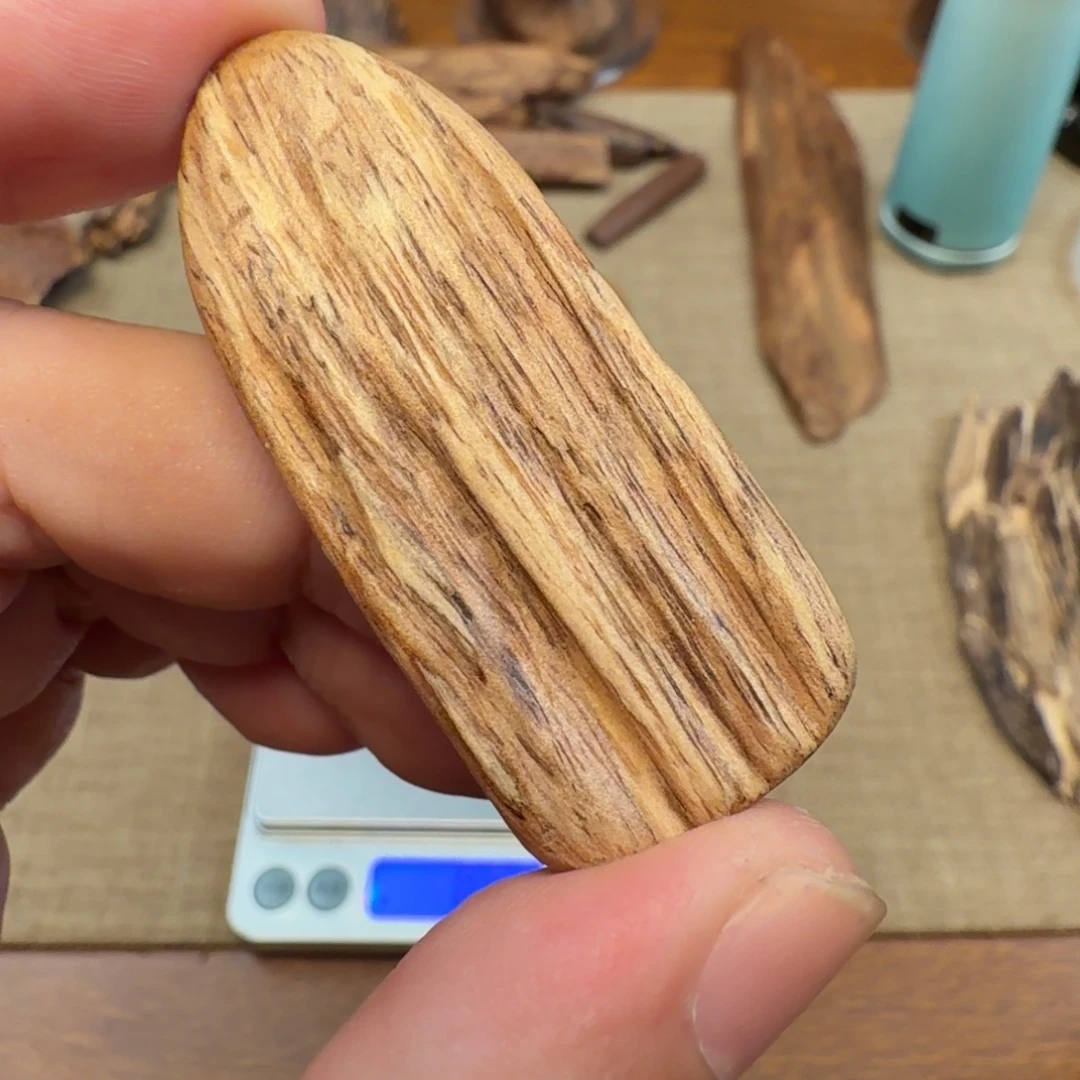 花***叻沉香金丝菩萨随形