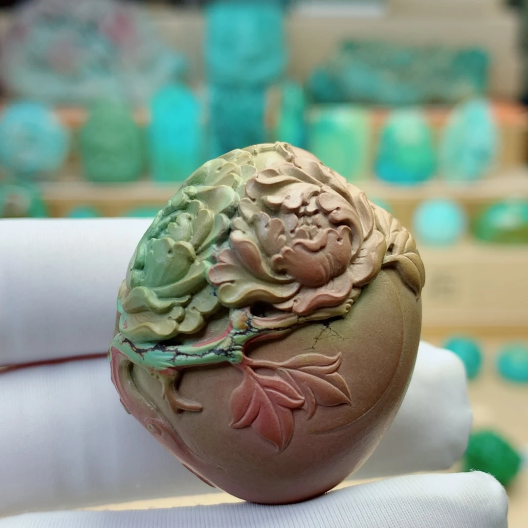 绿松石颈饰未镶嵌