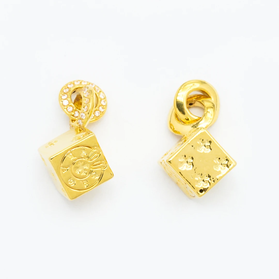 莫桑石18k金莫桑克罗罗骰子配件 约21mm*12mm（不含链）【QL07230】
