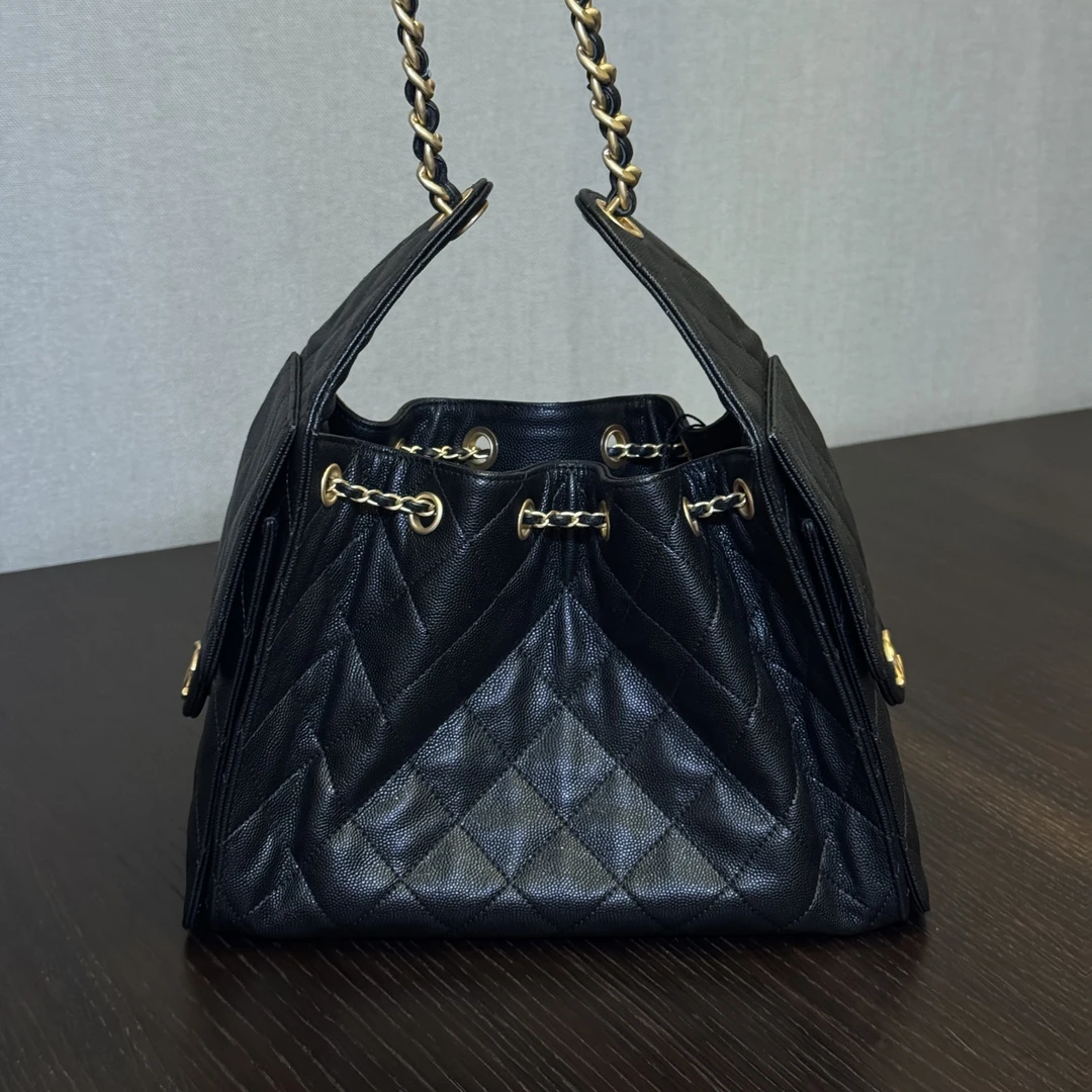 手工高定 25b*g 百搭 单肩 斜挎 轻奢 潮流 气质 美包 包包