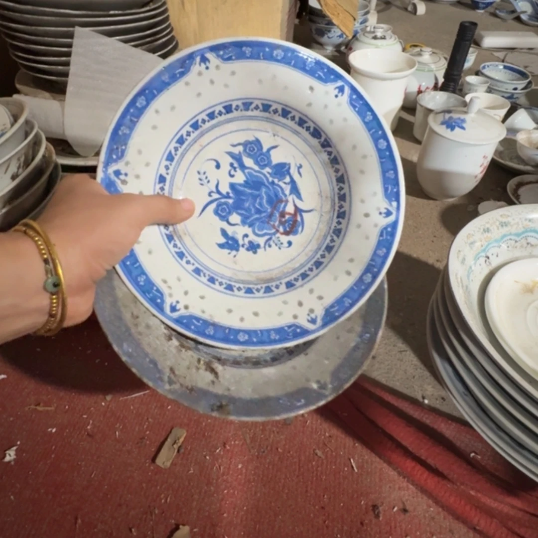 景德镇的陶瓷瓷器