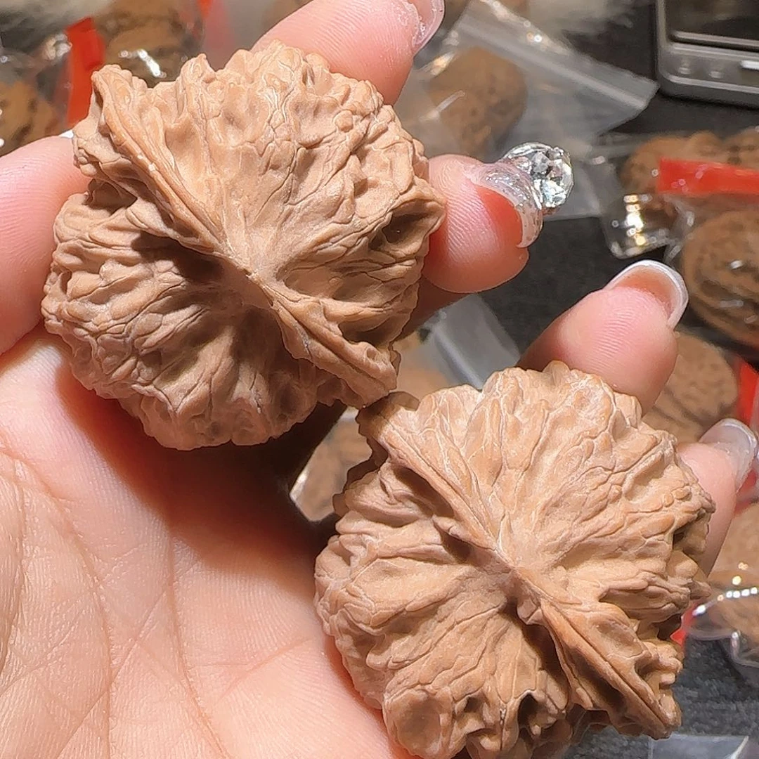 文玩核桃吊坠以****哥46全品苹果园