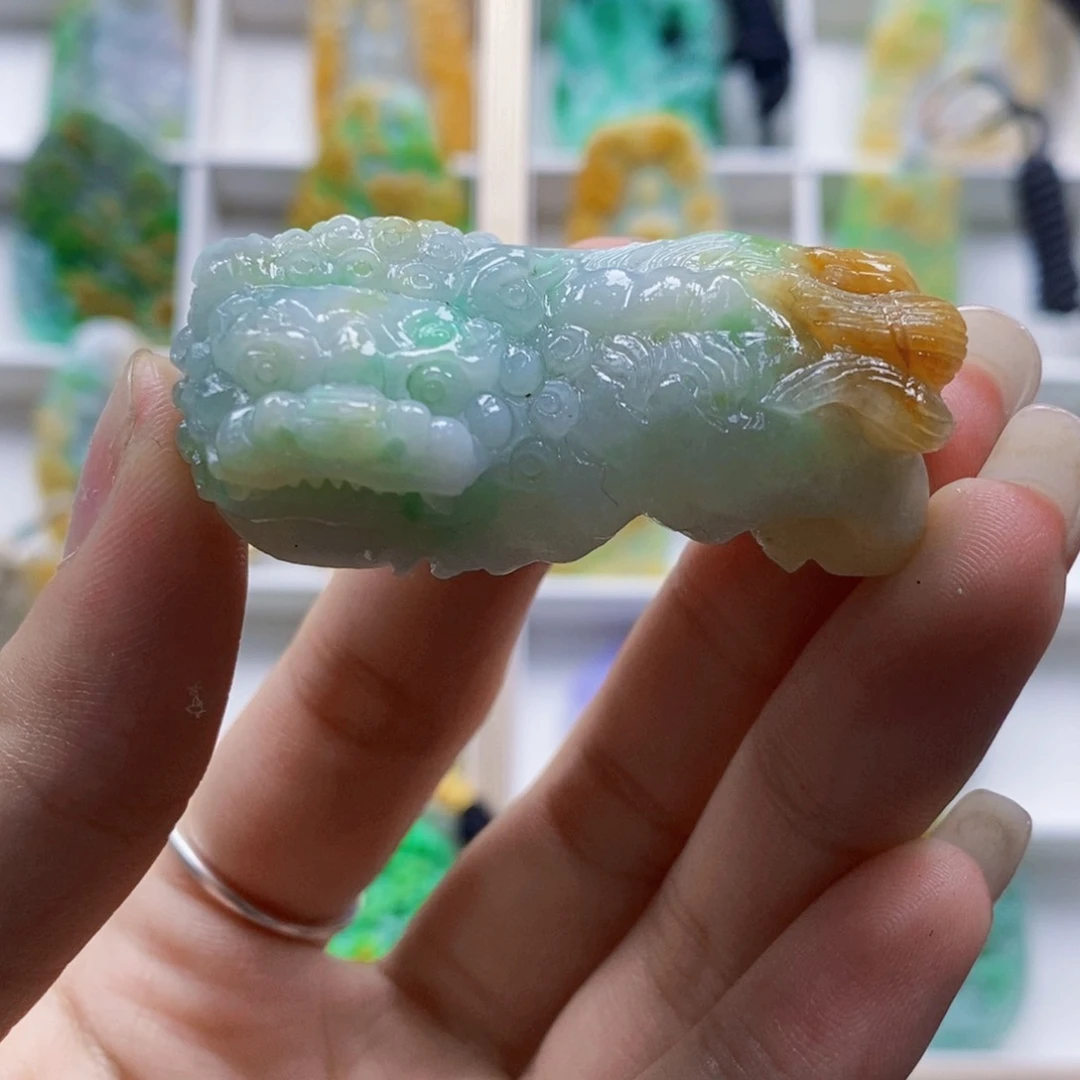 定制翡翠未镶嵌翡翠