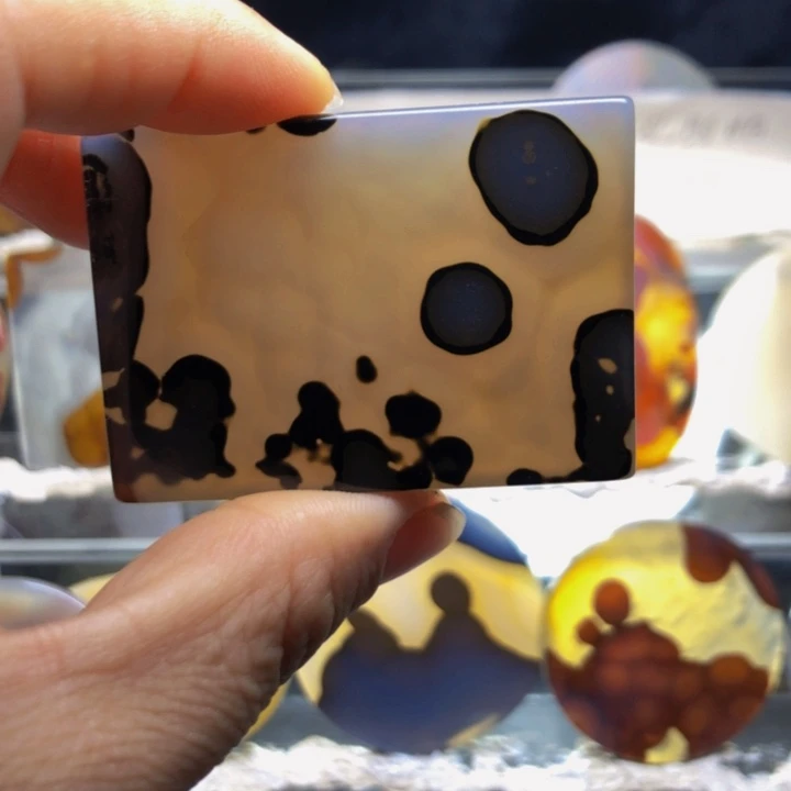 合金玛瑙/玉髓珠宝奇石46有瑕