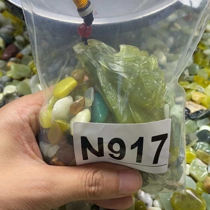 未镶嵌蛇纹石玉鱼缸石