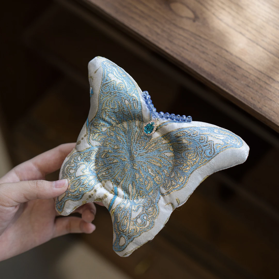 QB00676 七宝烧-蓝色蝴蝶杯垫垫子