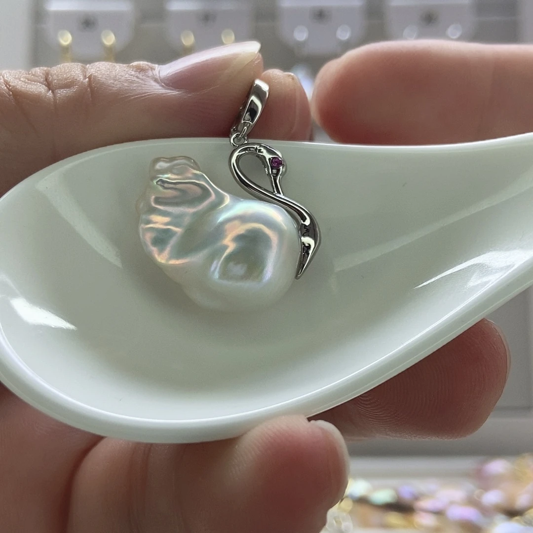 银S925镶嵌淡水珍珠颈饰99