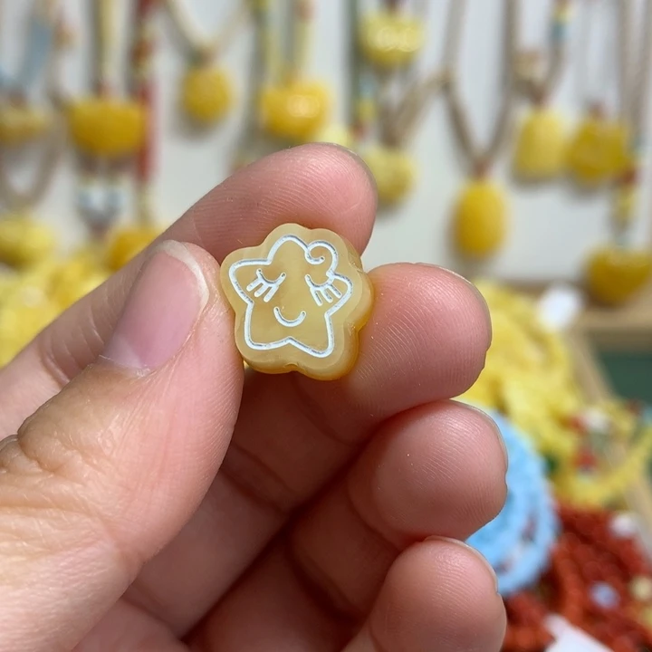 蜜蜡未镶嵌裸石配饰