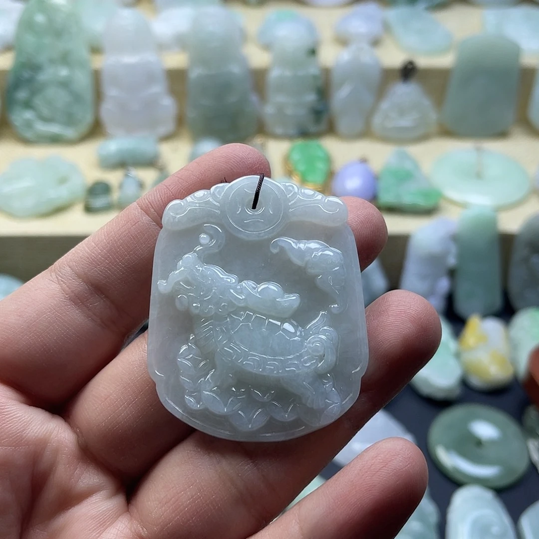 翡翠未镶嵌颈饰纯天然翡翠