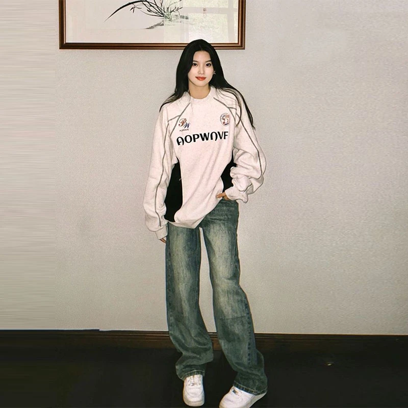 韩系运动风撞色拼接圆领卫衣女秋冬季设计感加绒加厚宽松长袖上衣