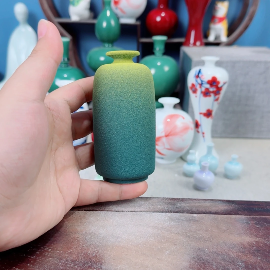 陶瓷手工小花器摆件