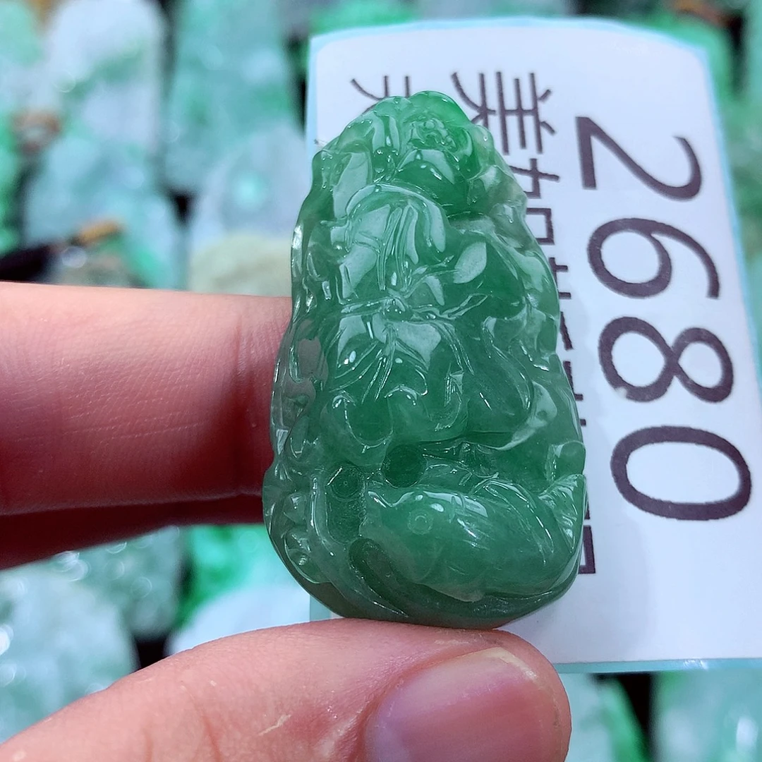 翡翠未镶嵌吊坠(不含链)
