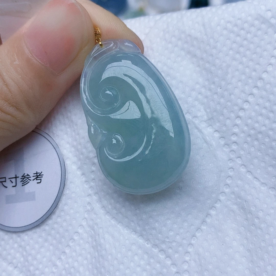 颈饰18K金镶嵌翡翠天然A货翡翠