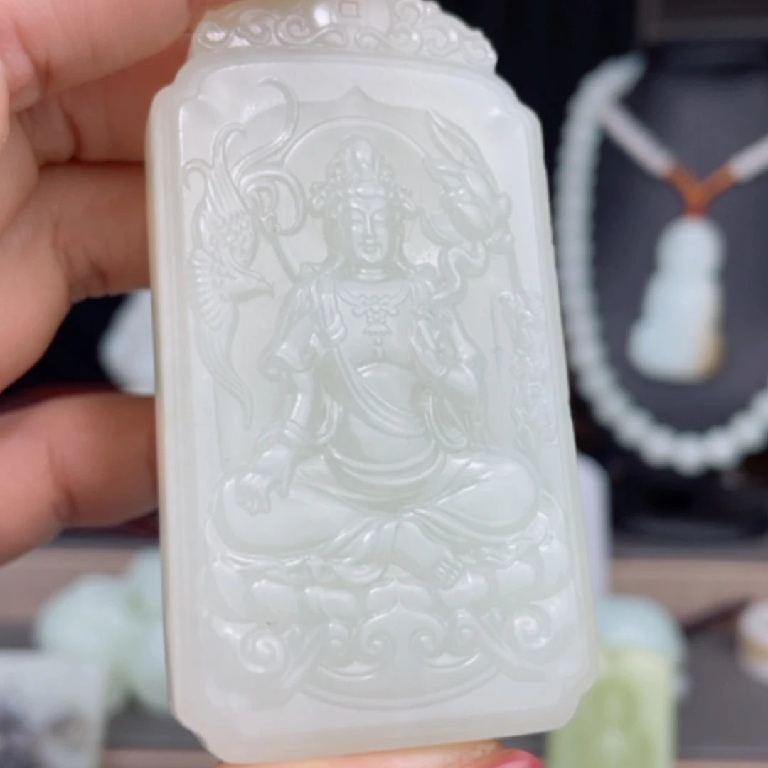 【闪购商品】颈饰未镶嵌和田玉