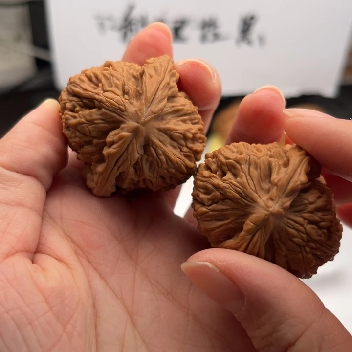 文玩核桃吊坠南疆40