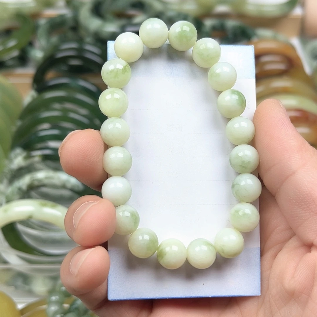 未镶嵌透闪石-蛇纹石玉手镯