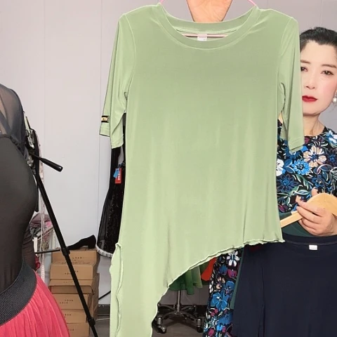 XL。