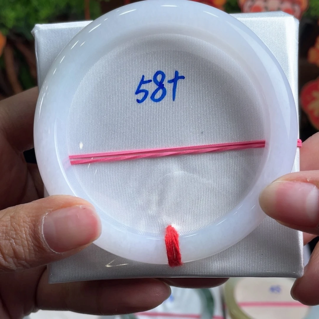 翡翠手镯未镶嵌缅甸翡翠手镯47