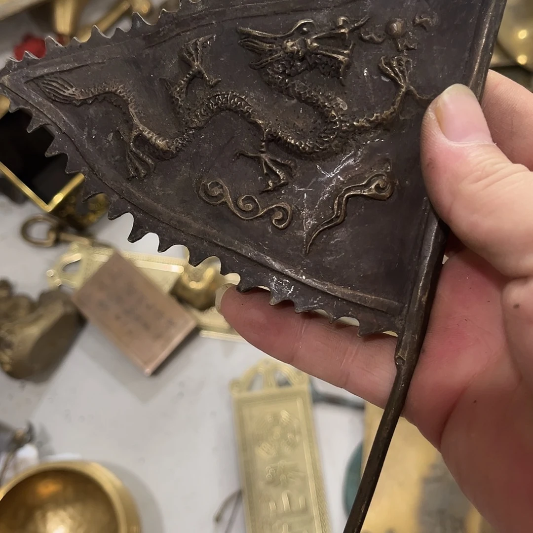 苏****闪电购铜摆件工艺品