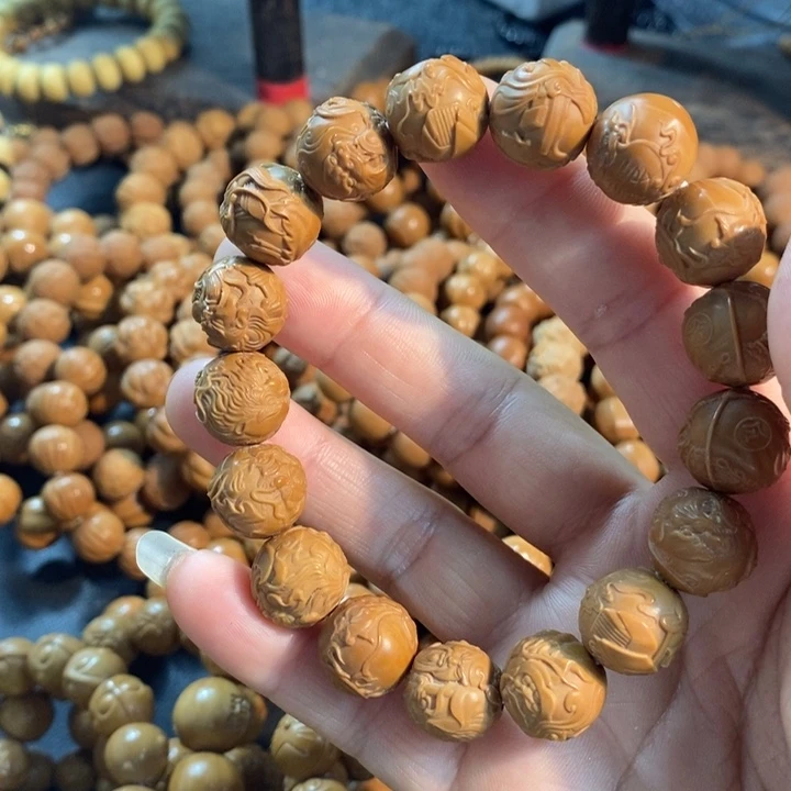 猴头核桃吊坠14关公