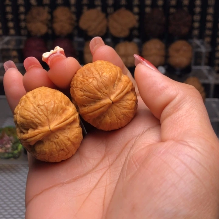 橄榄核吊坠79粗筋蛇蛋